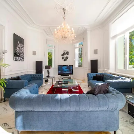 Ref 1981 - Center - Particular Town House For Rent Villa *