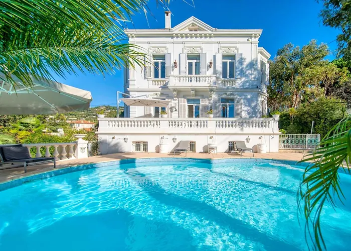 Villa Ref 1981 - Center - Particular Town House For Rent Cannes